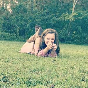 Meet your Posher, Destini